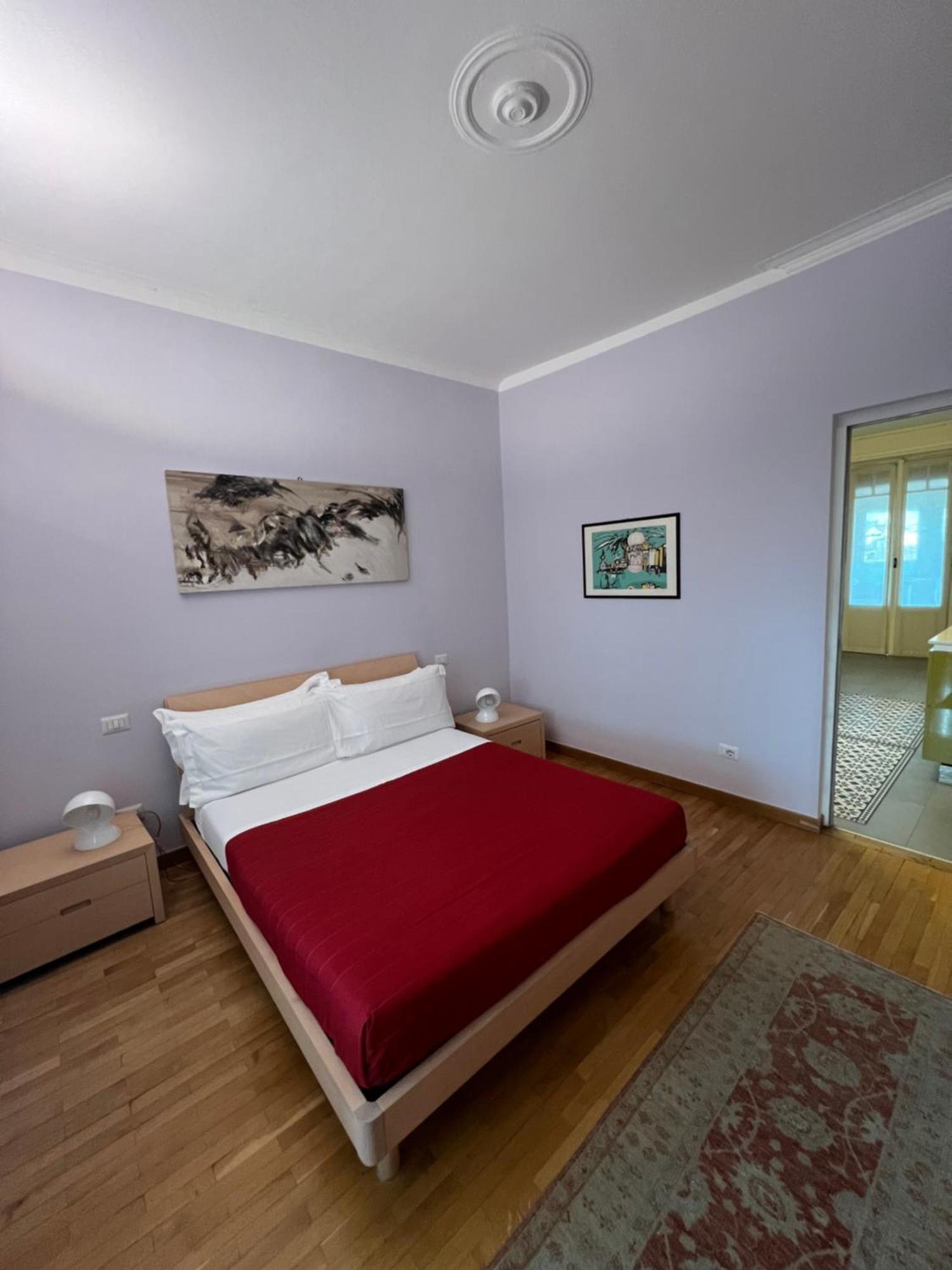 Dream Garden Center On Subway 10 Guest Appartement *